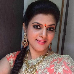 Tamil Tv Actress Meena Vemuri