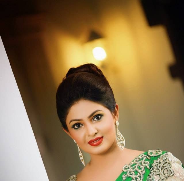Sinhala Actress Dulani Anuradha