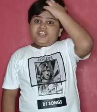 Marathi Child Artist Reyansh Juvatkar