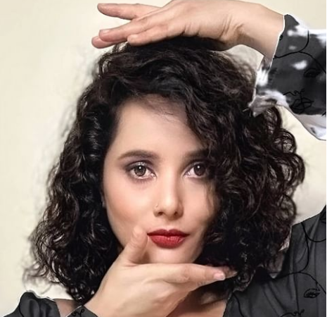 Hindi Director Arati Bhatt