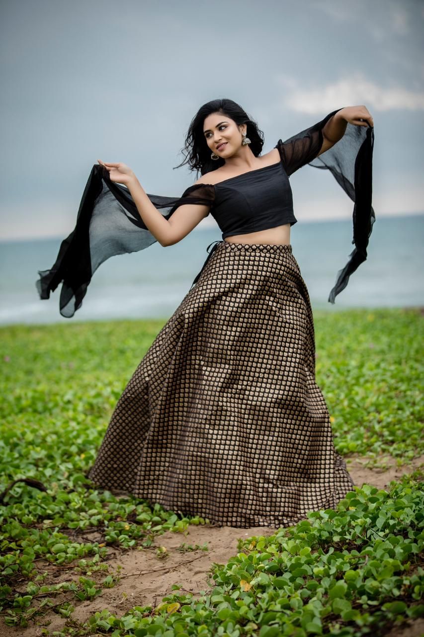 Bigil Movie Actress Indhuja Ravichandran Attractive Stills Tamil Gallery
