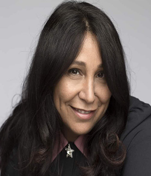 English Director Haifaa Al-Mansour