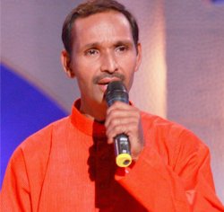 Dhananjay Bhatt Hindi Vocalist