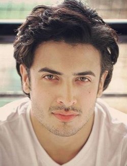 Zain Khan Durrani Hindi Movie Actor