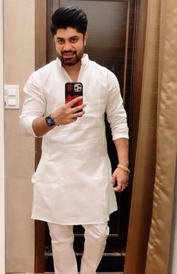 Vaibhav Neekhra Hindi Singer