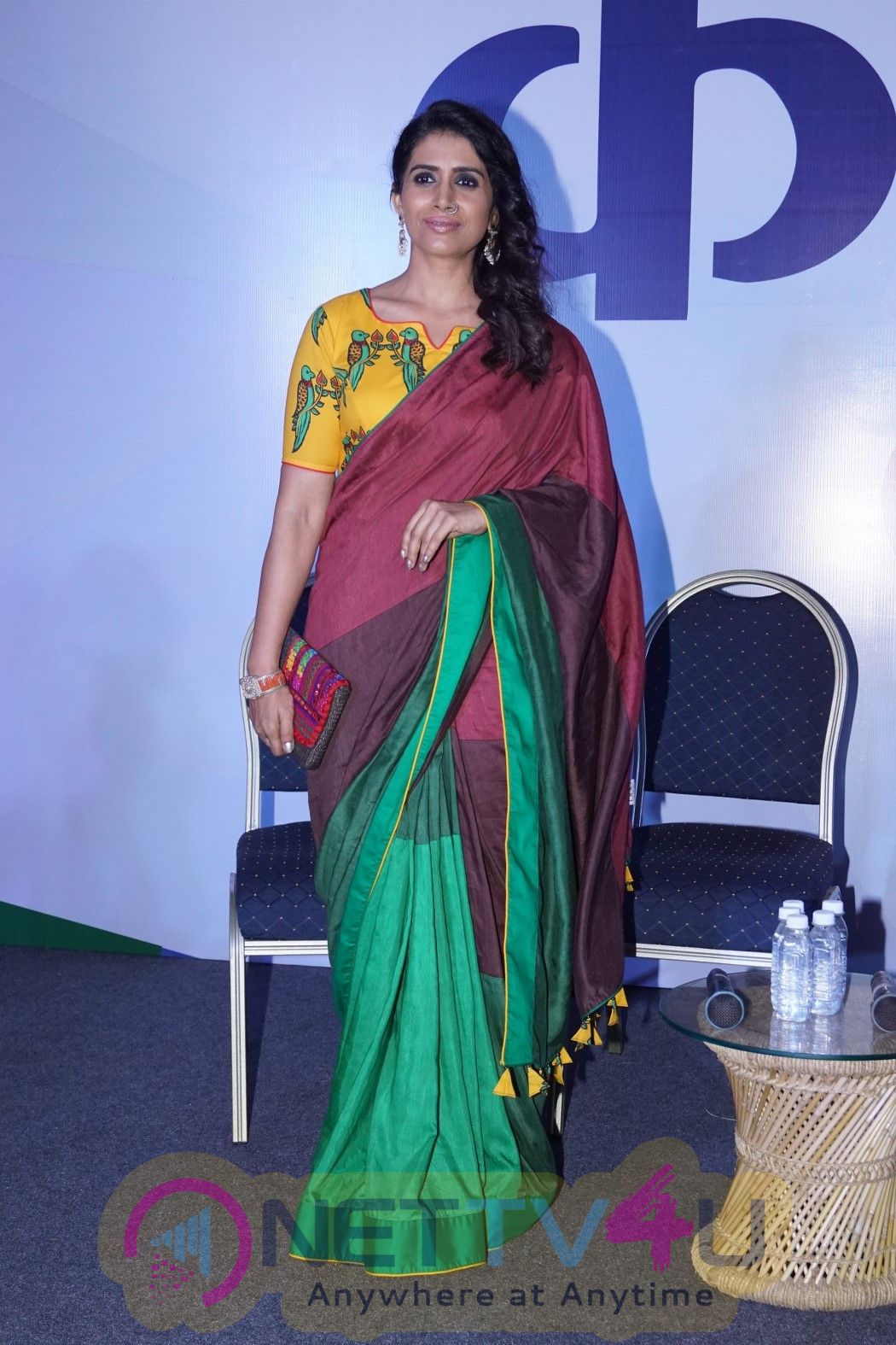 Sonali Kulkarni At Bioscope IFFI 17 Pics Hindi Gallery