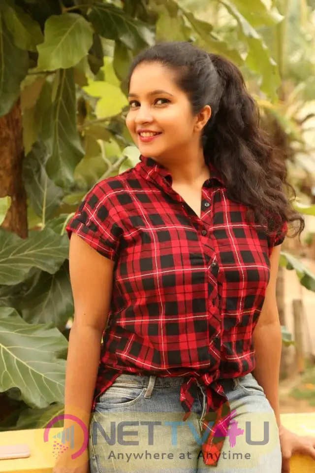 Actress Shubha Poonja Hot & Sexy Stills  Kannada Gallery