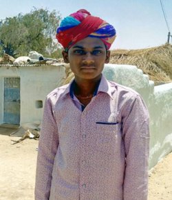 Devu Khan Manganiyar Hindi Singer