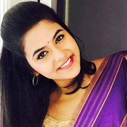 Telugu Tv Actress Shravani