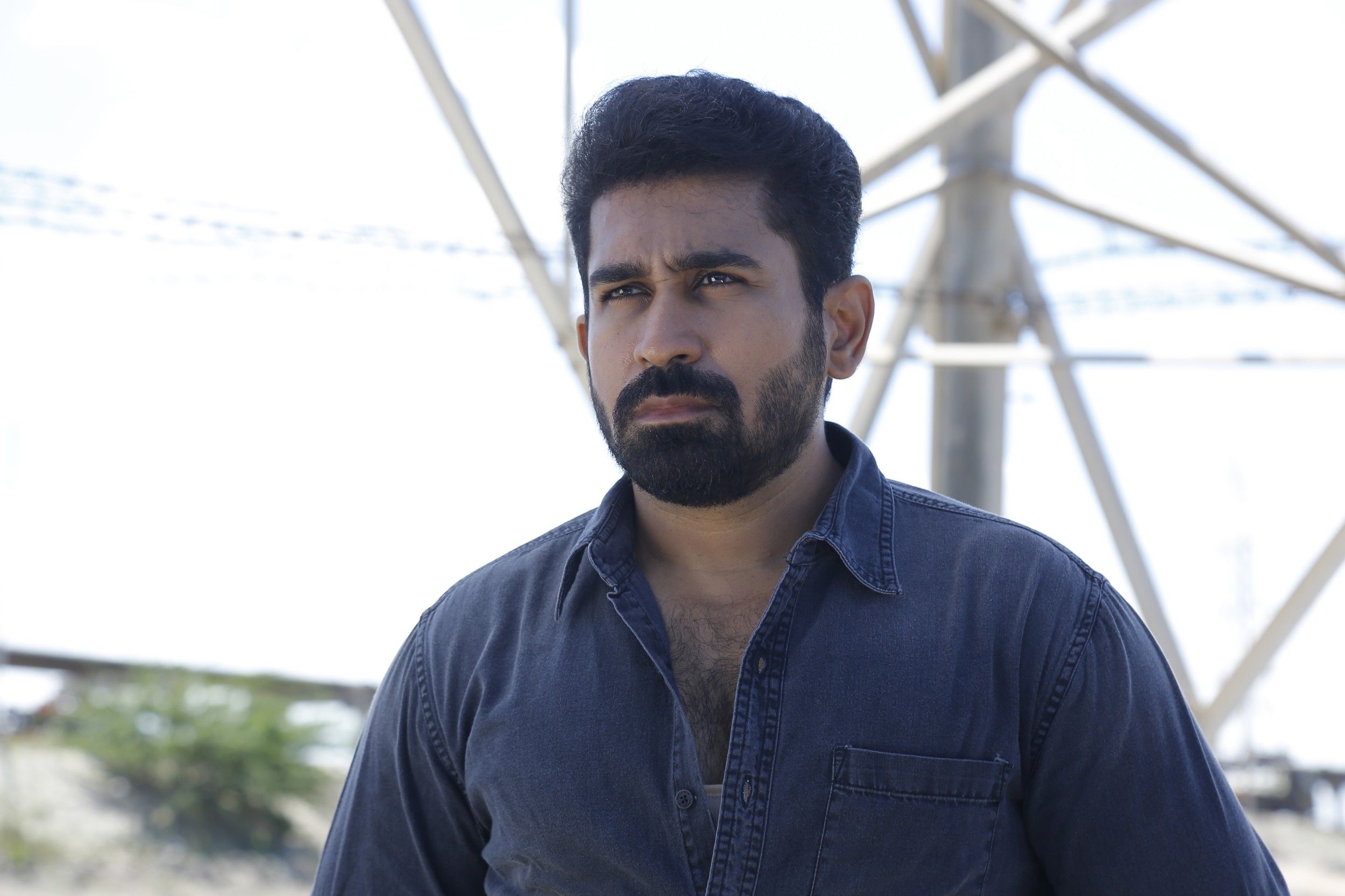 Kolaigaran Movie Images Tamil Gallery