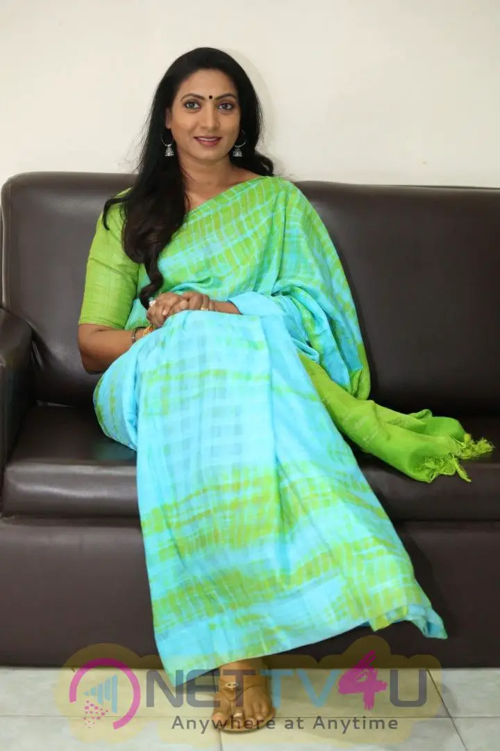 Actress Aamani At IPS Baryabhandu Telugu Movie Interview Stills Telugu Gallery