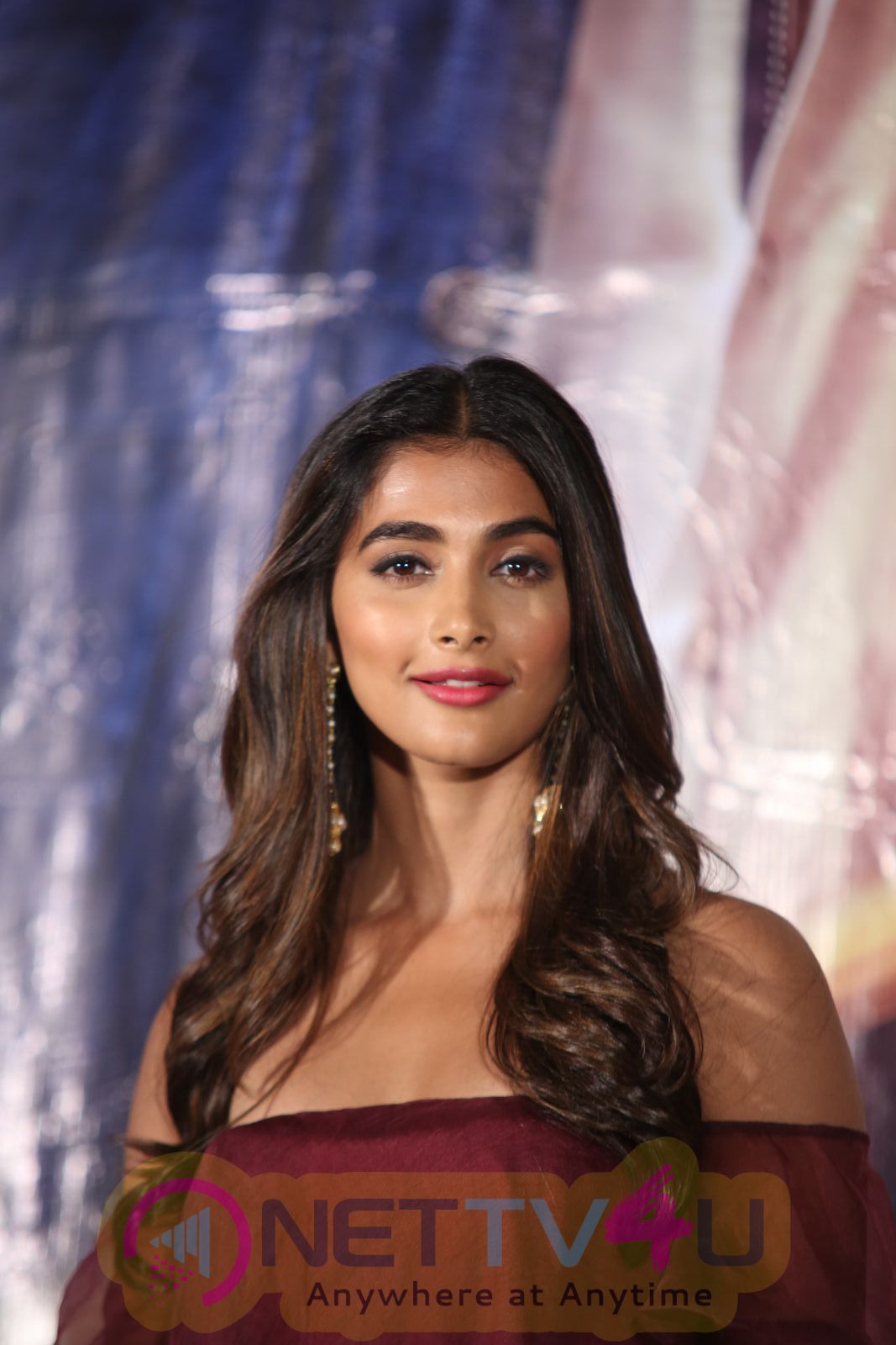 Actress Pooja Hegde Beautiful Stills Telugu Gallery