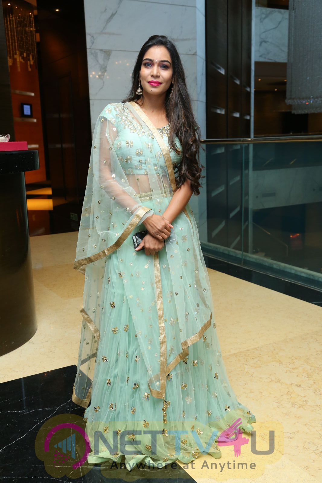 Actress Sanjana Anne Lovely Pics Telugu Gallery