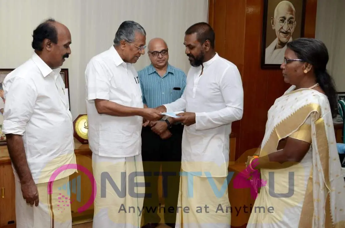 Raghava Lawrence Donates 1 Crore To Kerala Pics Tamil Gallery