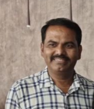 Marathi Makeup Artist Dagdu Erkar