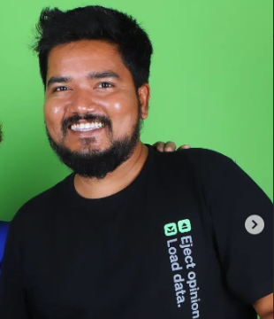 Marathi Photographer Akshay Waghchaure