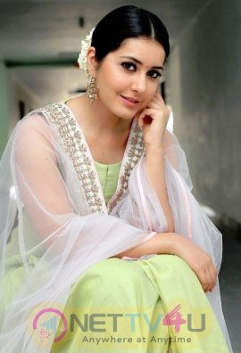 Raashi Khanna Exclusive Super Hot Collection Telugu Gallery