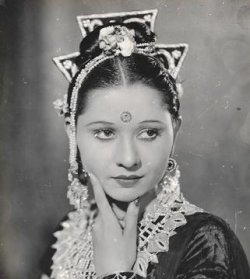 Sadhana Bose Hindi Supporting Actress