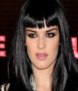 Sara Vega English Movie Actress