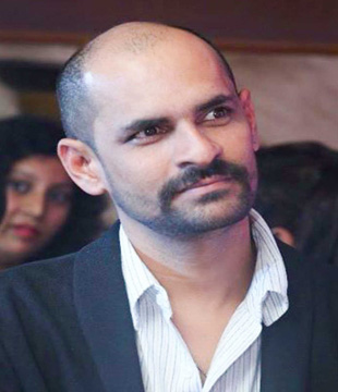 Hindi Director Sameer Vidwans