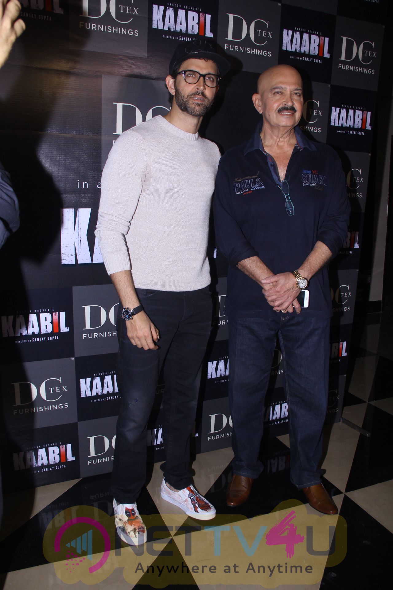 Hrithik Roshan & Rakesh Roshan At Special Screening Of Film Kaabil Stills Hindi Gallery