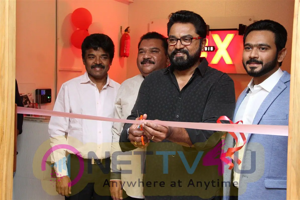 Actor Sarath Kumar Launches Flux Fitness Studio Pics Tamil Gallery