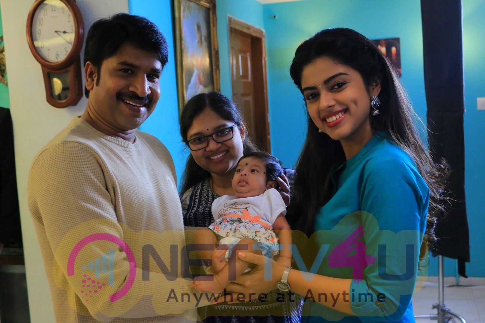 Actor Srinivas Reddy One Month Old Daughter Debuts In Jamba Lakidi Pamba Pics Telugu Gallery