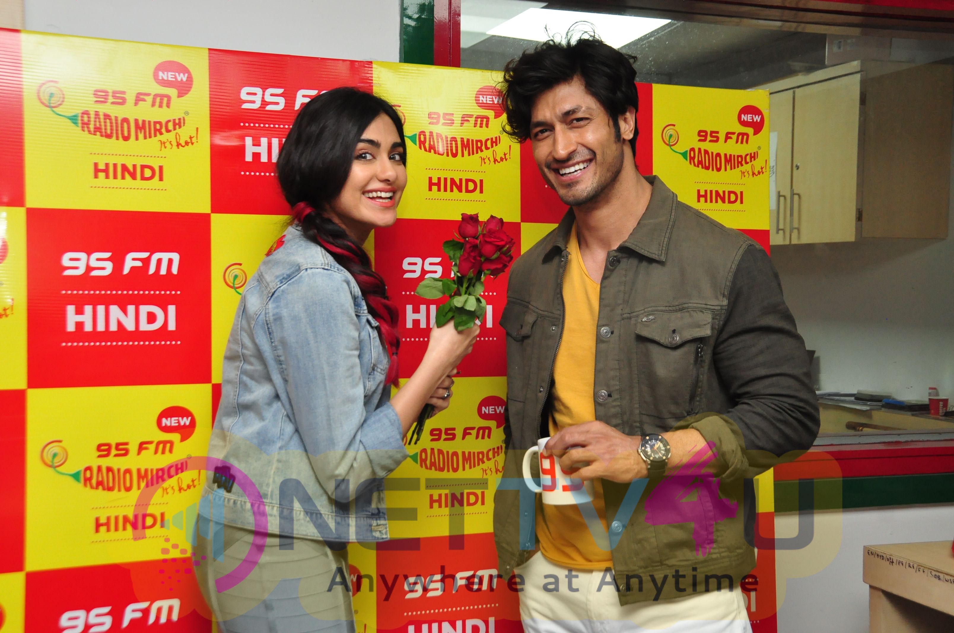 Team Commando 2 At Radio Mirchi 95 In Hyderabad Studio | 459725 | Movie  Press Meet Pics | Latest Event Images & Stills