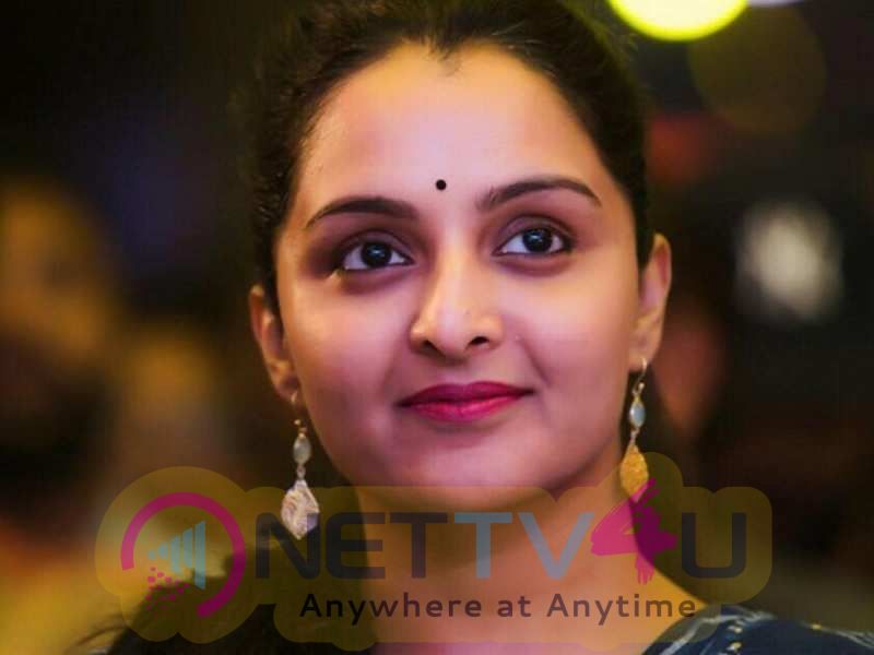 Actress Manju Warrier Charming Stills Malayalam Gallery