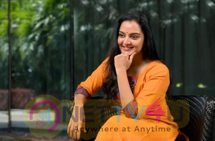 Actress Manju Warrier Charming Stills Malayalam Gallery