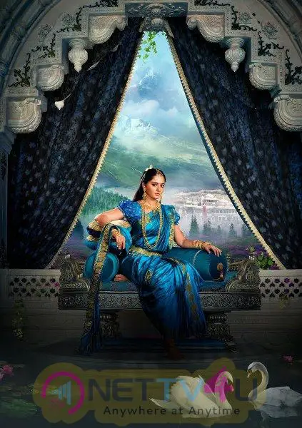 Stunning Poster And Photo Of Anushka In Baahubali 2 Telugu Gallery