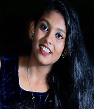 Malayalam Singer Sajini Anand