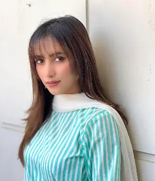 Urdu Tv Actress Izzah Malik