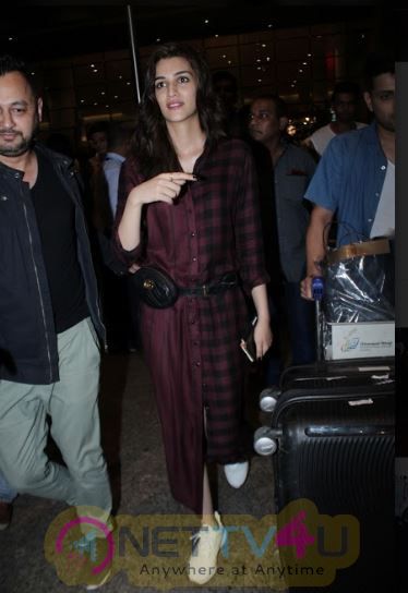 Bollywood Celebrities Spotted In Mumbai Airport  Superb Images  Hindi Gallery