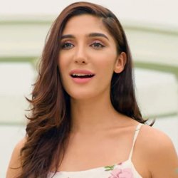 Halina Kuchey Hindi Model