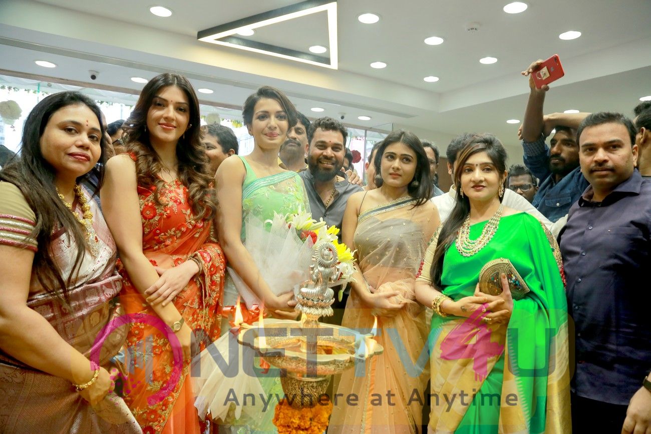 Catherine, Mehareen And Shalini Pandey Launches KLM Fashion Mall At Vizag Pics Telugu Gallery