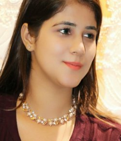 Poonam Chaudhary Hindi Anchor