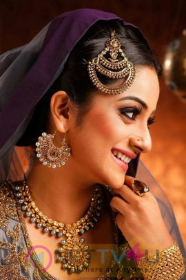 Actress Namitha Pramod Pretty Pics Malayalam Gallery