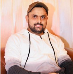 Ayyub Qureshi Hindi Producer