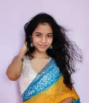 Hindi Movie Actress Vanshika Taparia