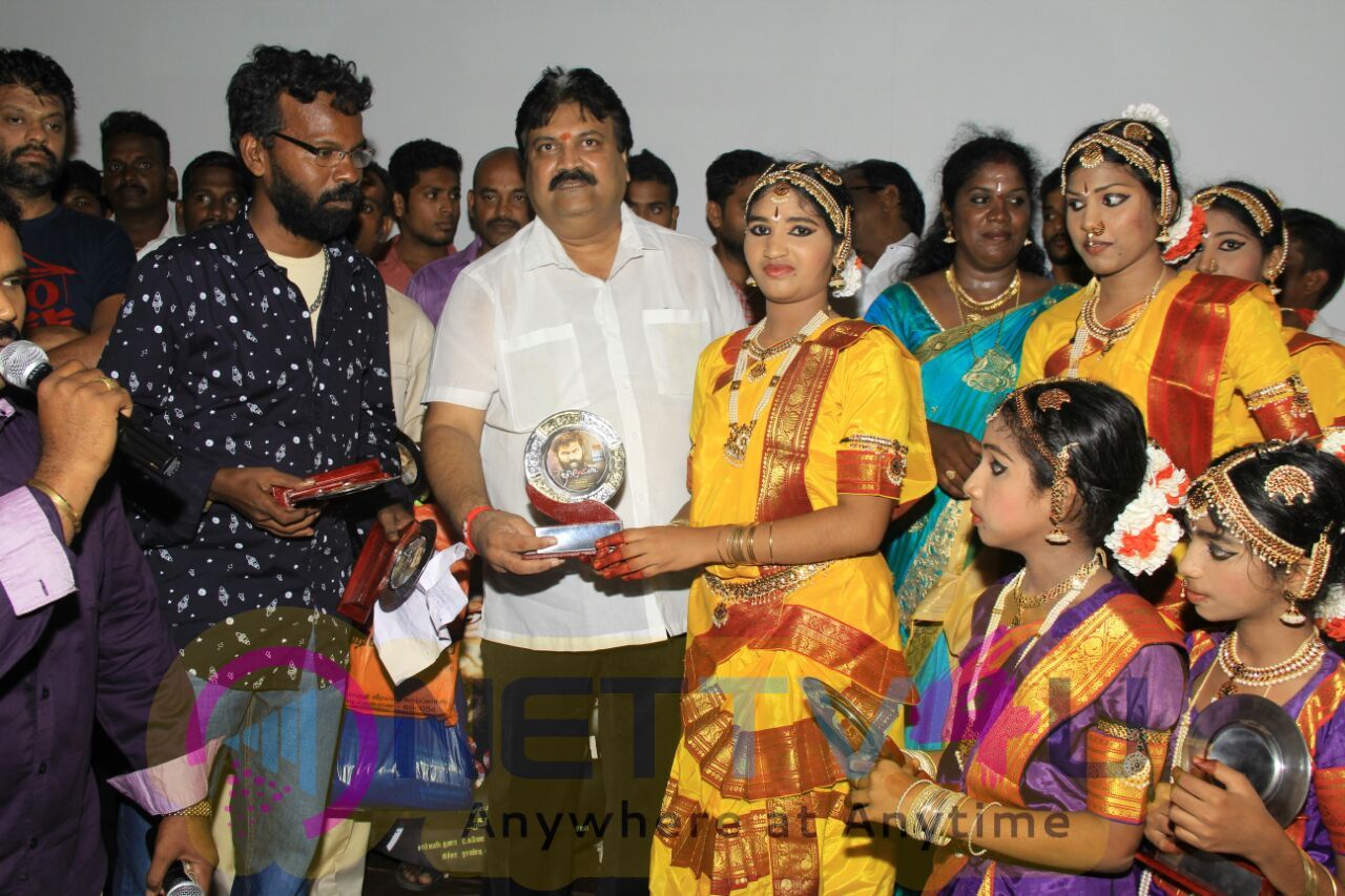 Nari Vettai Movie Audio Launch Cute Stills Tamil Gallery