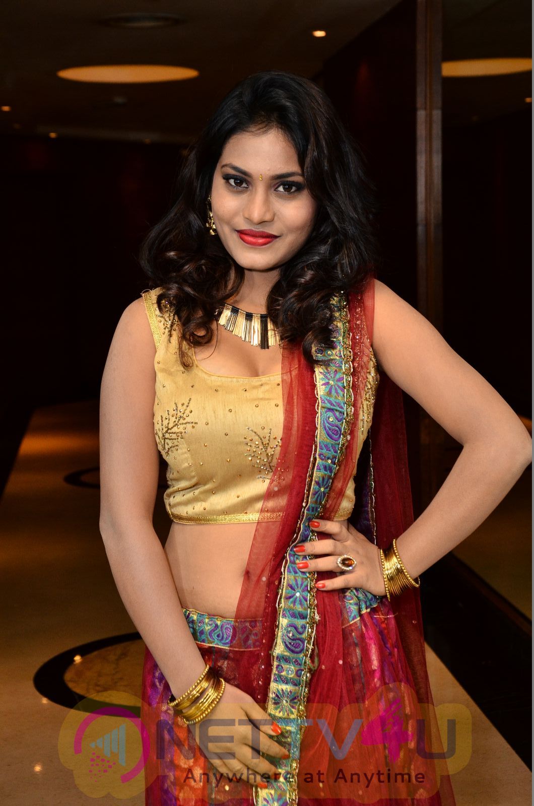  Actress Soni Charishma And Priyanka Augustin Inaugurates Trendz Vivah Expo At Taj Krishna Stills Telugu Gallery