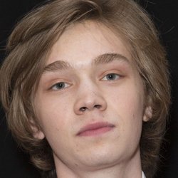 English Supporting Actor Charlie Plummer