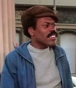 Le Tari English TV-Actor