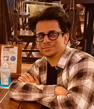 Hindi Screenplay Writer Rohit Banawlikar