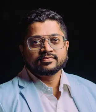 Hindi Editor Sachin Shinde