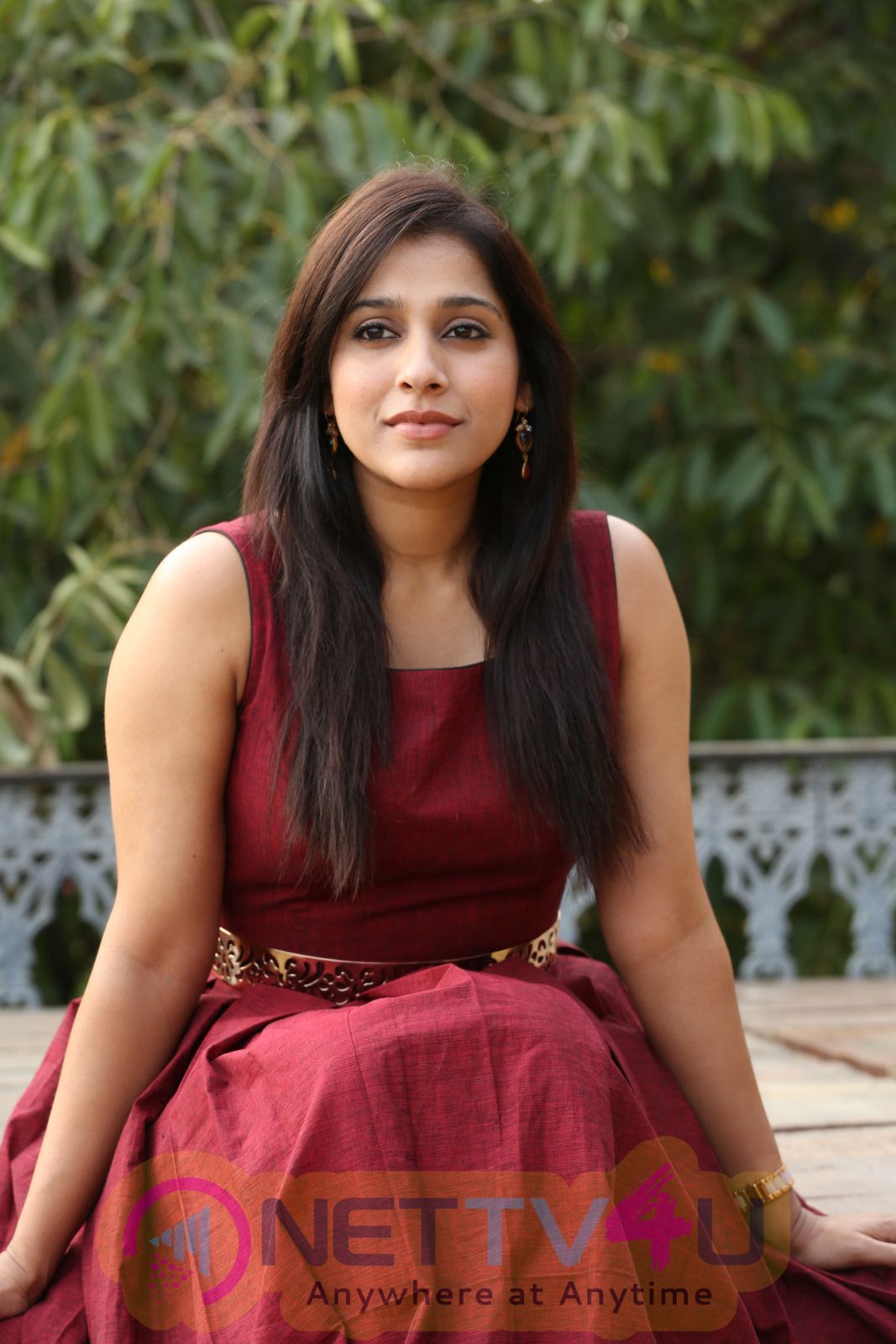 Actress Rashmi Gautam Hot Images Telugu Gallery