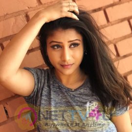 Actress Alya Manasa  Cute Pics