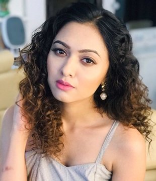 Hindi Movie Actress Alisha Prajapati