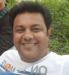 Girish Vasaikar Hindi Director